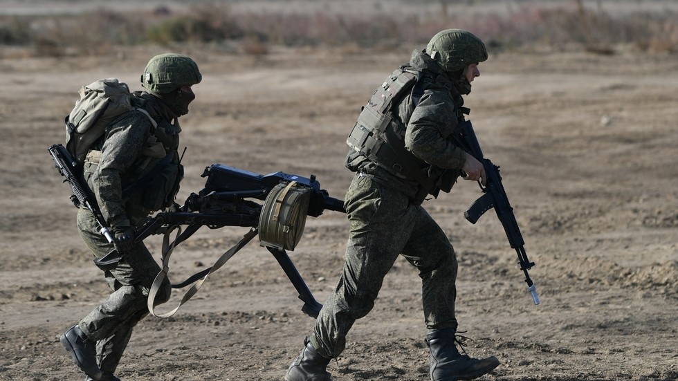 Ukraine hối thúc lãnh đạo châu Âu chuẩn bị cho viễn cảnh xung đột vũ trang với Nga